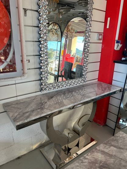 Mesa de Entrada de Mármol Gris y Acero Plateado – Consola 160 × 45 × 85 cm