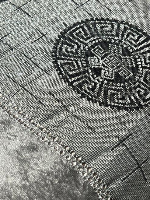Pack Tóquio GRIS OSCURO – Colcha + 2 Pares de Cortinas a Juego