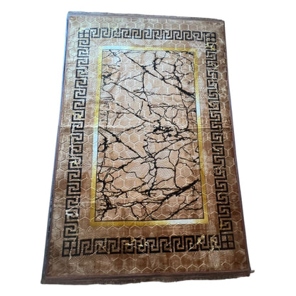 Alfombra Clásica Beige y detalles Dorados con Cenefa Negra de Inspiración Oriental – Estilo Árabe