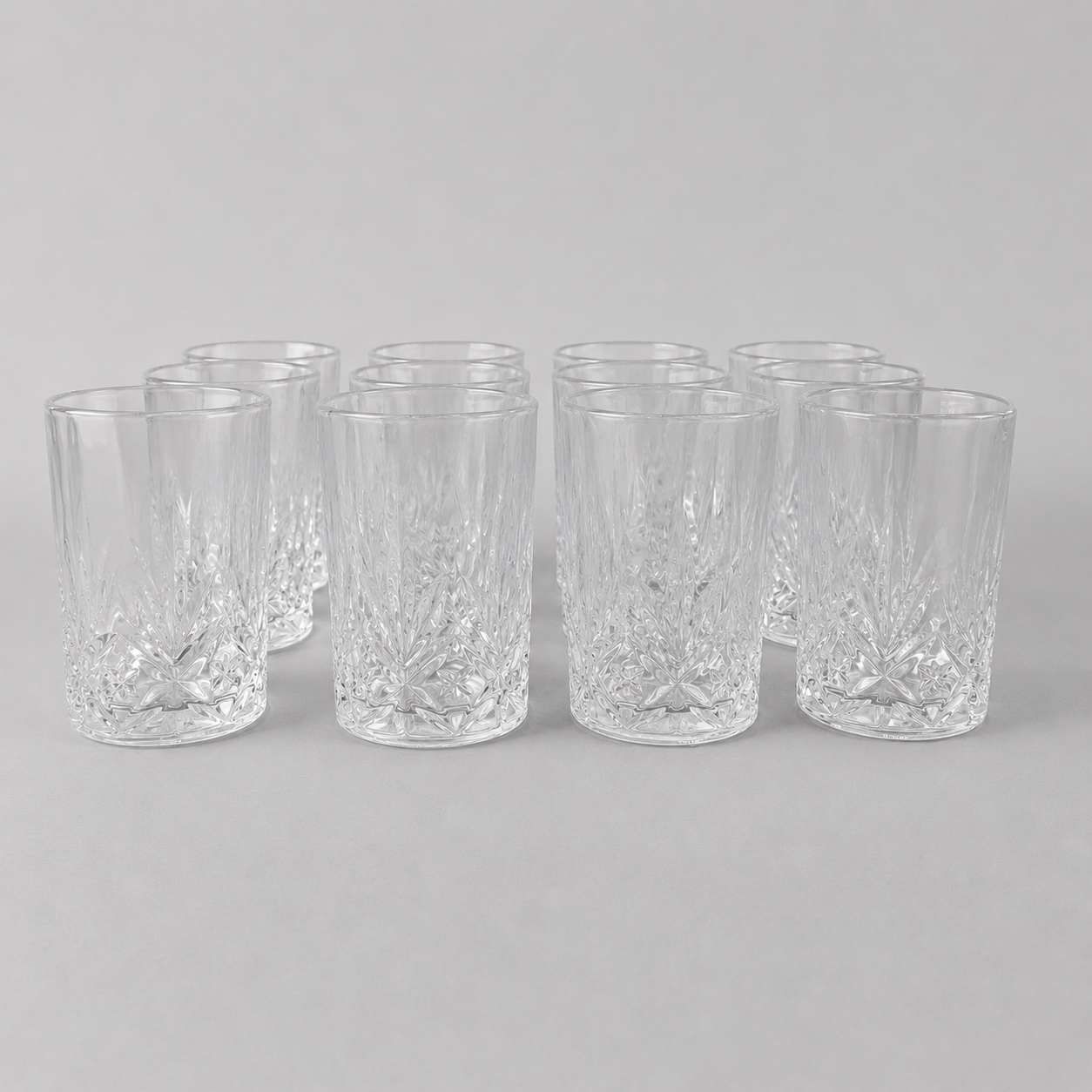 Set de 12 Vasos de Té de Cristal con Relieve Elegante