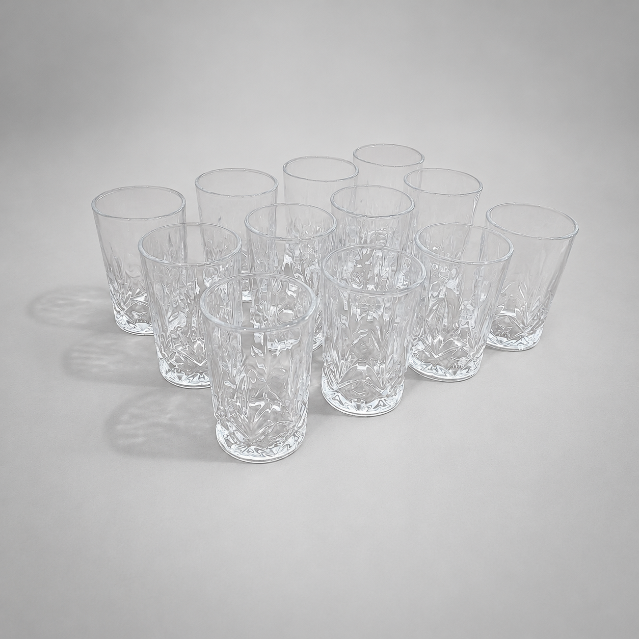 Set de 12 Vasos de Té de Cristal con Relieve Elegante