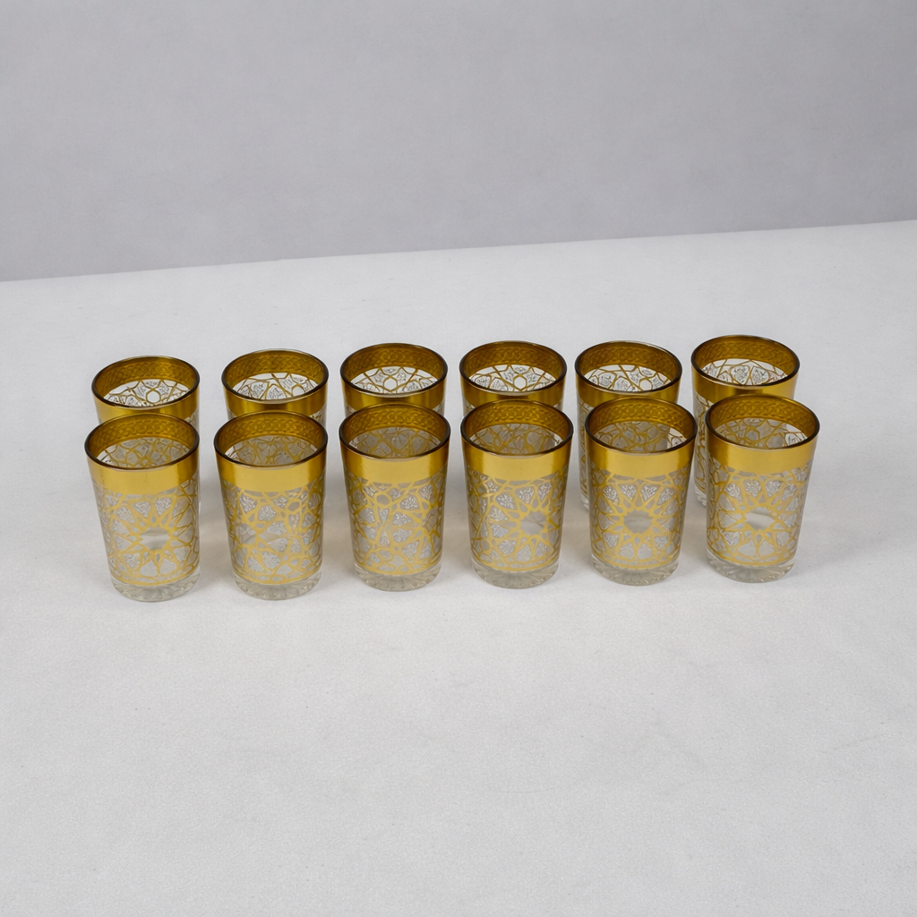 Set de 12 Vasos Marroquíes de Cristal con Detalles Dorados