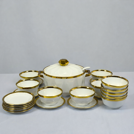 🍽️ Juego de Vajilla de Porcelana Blanca con Bordes Dorados –2,7L- Set Premium Elegante (24 Piezas)