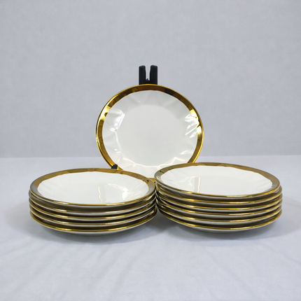 🍽️ Juego de Vajilla de Porcelana Blanca con Bordes Dorados –2,7L- Set Premium Elegante (24 Piezas)