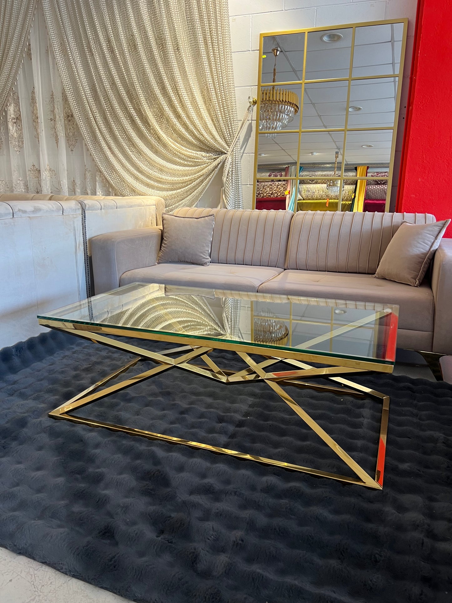 Mesa de centro de cristal y patas acero inoxidable dorado