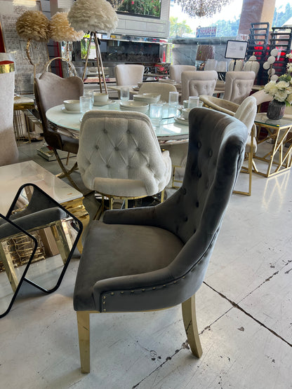 ✨ Silla MODELO leon tapizada gris oscuro con acabado dorado– Elegancia moderna para tu hogar ✨