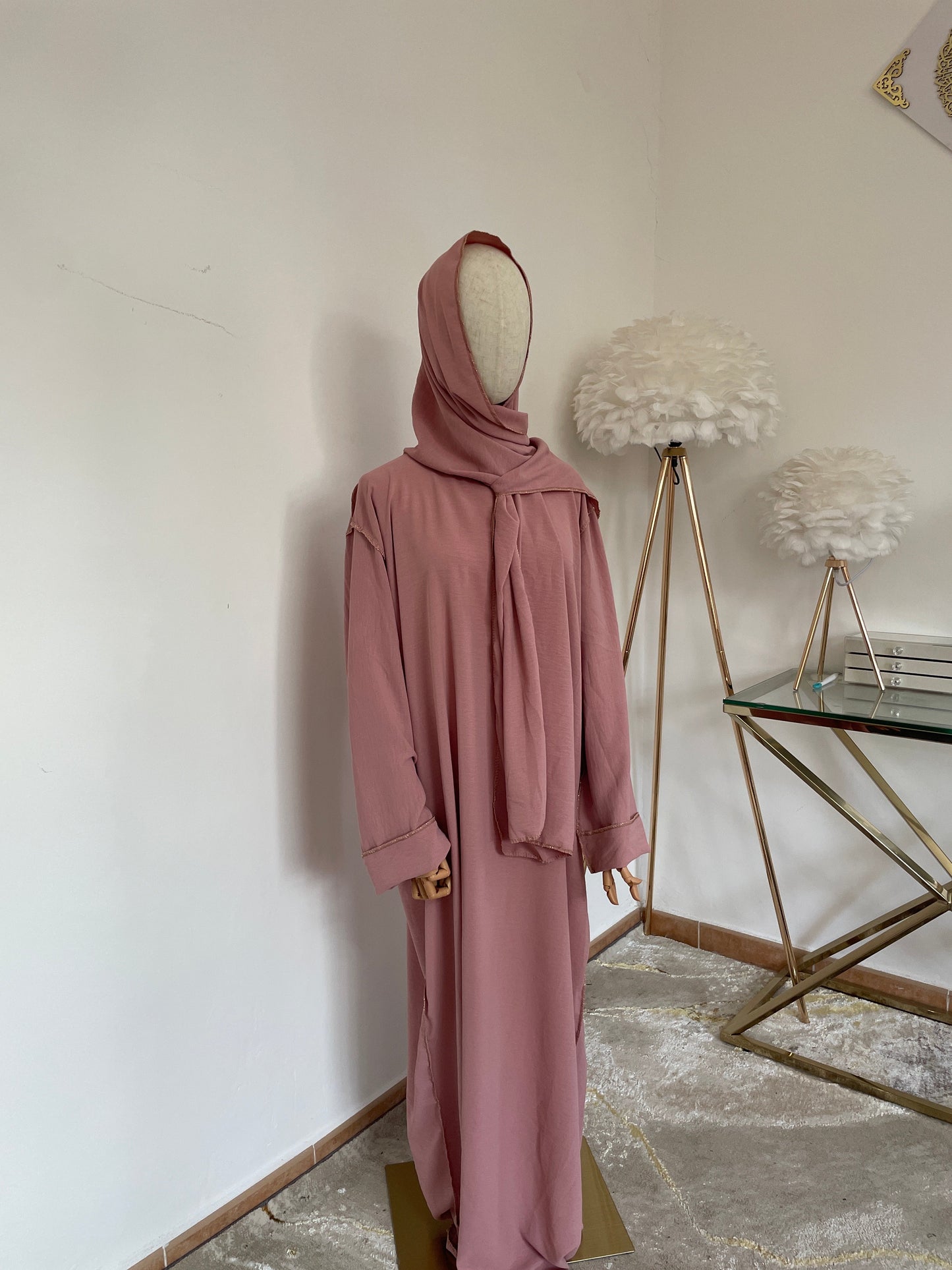 Abaya con velo integrado tela Crepe
