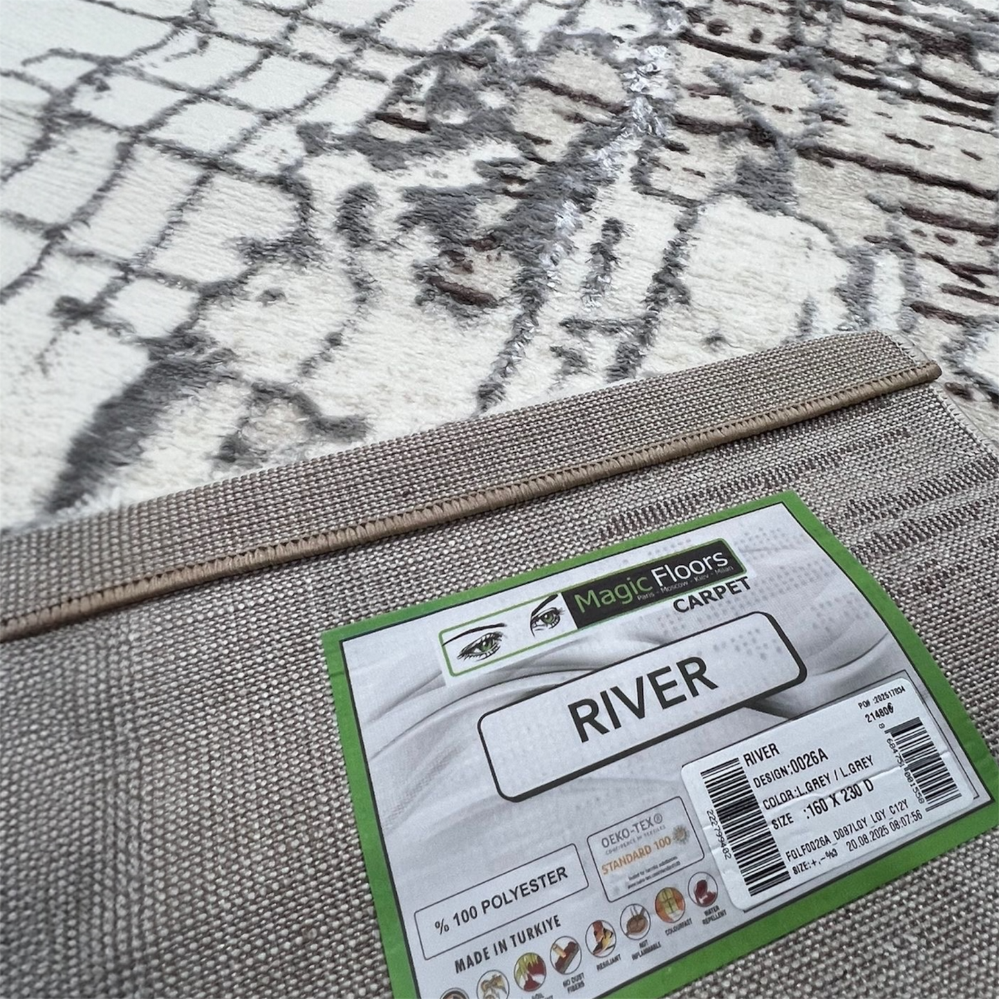 Alfombra River – Diseño abstracto moderno con acabado elegante