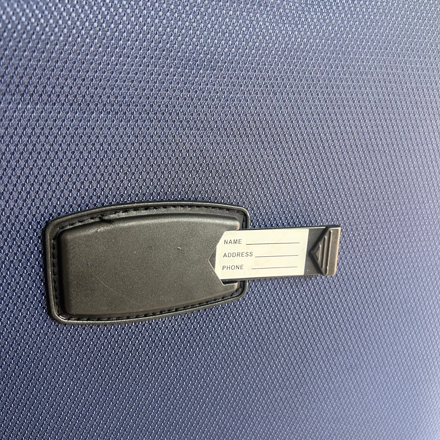 Set de 3 Maletas de Viaje Nadir con Detalles Amarillos