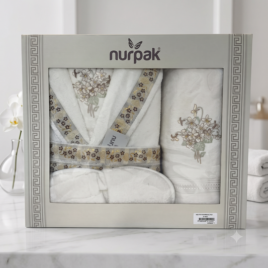 Set de Baño de Lujo 7 Piezas con Albornoz, Toallas y Zapatillas