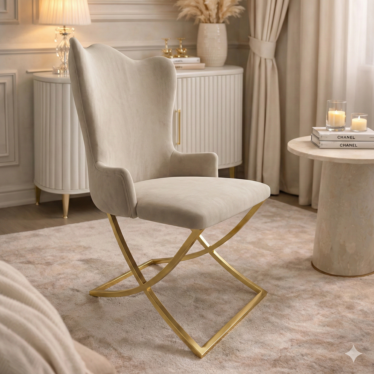 Silla terciopelo BELINDAV01 color beig claro, patas de metal dorado