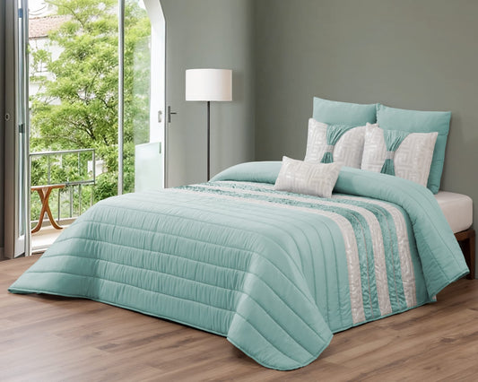 Colcha Decorativa JESSICA con Relleno Elegante y 2 Almohadas, Ideal para Todas las Estaciones, medida 250 x 260 - COLOR VERDE