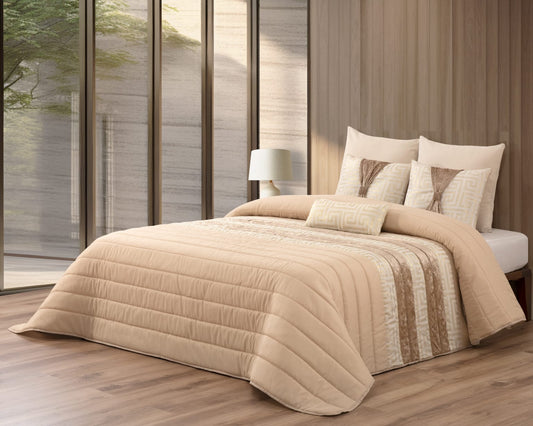 Colcha Decorativa JESSICA con Relleno Elegante y 2 Almohadas, Ideal para Todas las Estaciones, medida 250 x 260 - COLOR BEIG