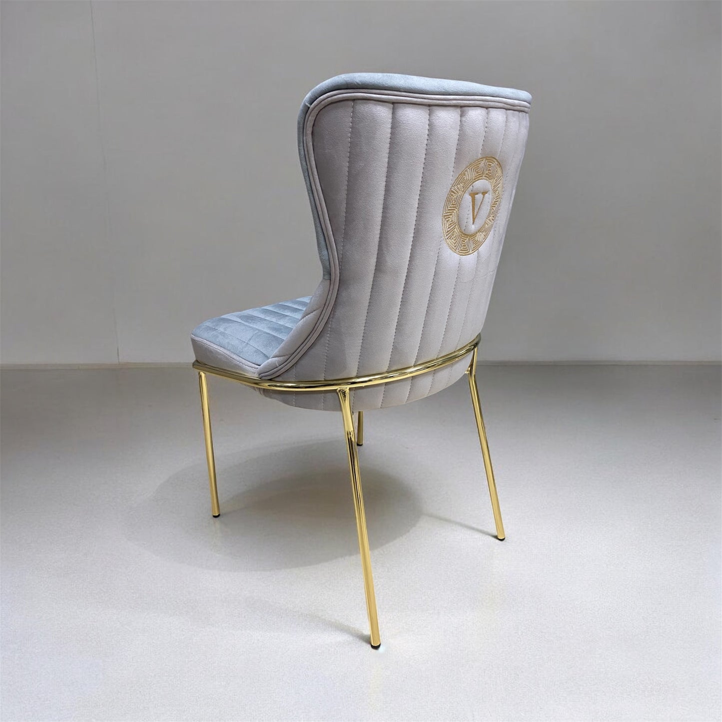 Silla terciopelo AMARILLAVCE para comedor gris beig , patas de metal dorado
