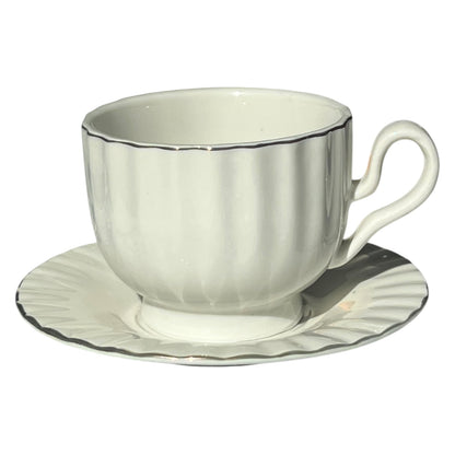 Set de 6 tazas con plato – Porcelana blanca con filo plateado
