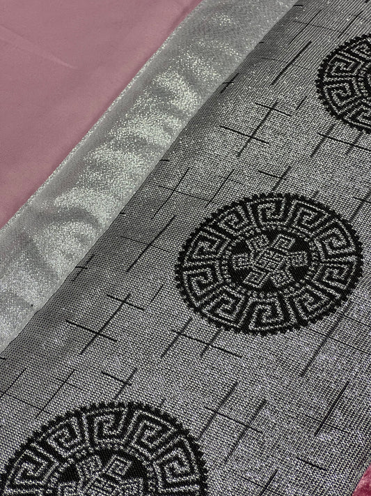 🏯 Colcha TOQUIO Elegante – Conjunto Decorativo con Tres Almohadas, 250 x 260 cm - COLOR ROSA
