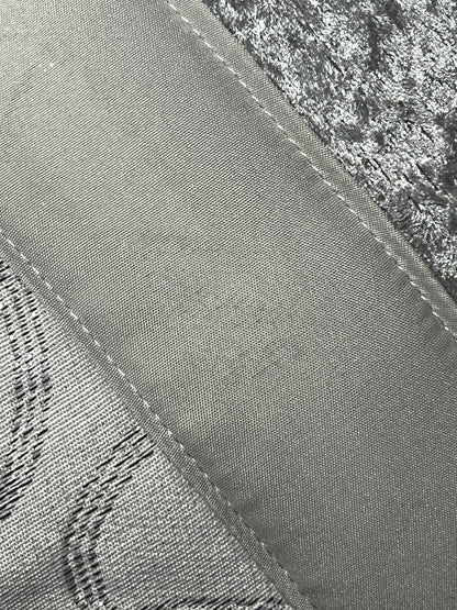 Colcha SOFIA Elegante – Conjunto Decorativo con Tres Almohadas, 250 x 260 cm - COLOR GRIS CLARO