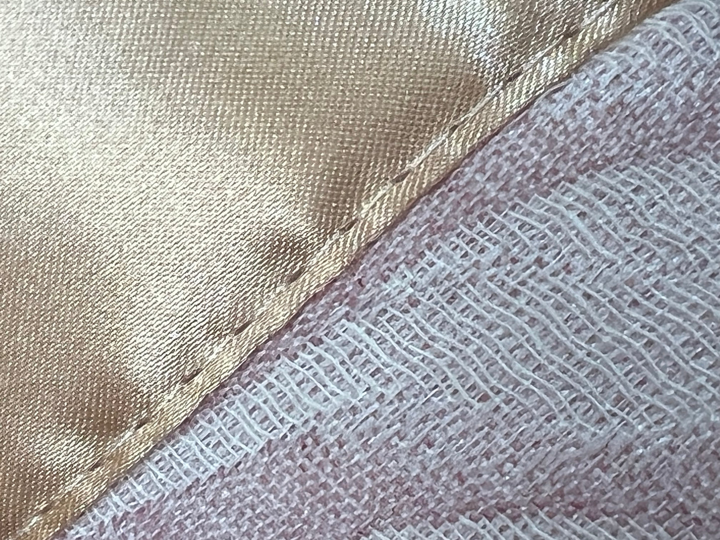 Colcha GOOLD Elegante – Conjunto Decorativo con Dos Almohadas, 250 x 260 cm
