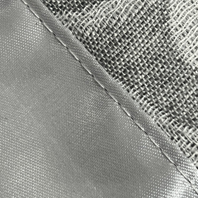 Colcha GOOLD Elegante – Conjunto Decorativo con Dos Almohadas, 250 x 260 cm - COLOR GRIS - CON DETALLES EN PLATA