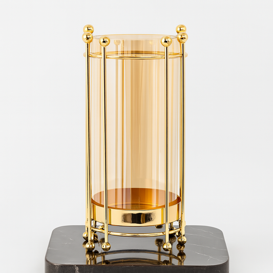 Portavelas de Diseño Dorado con Estructura Metálica y Plástico Duro 🕯✨