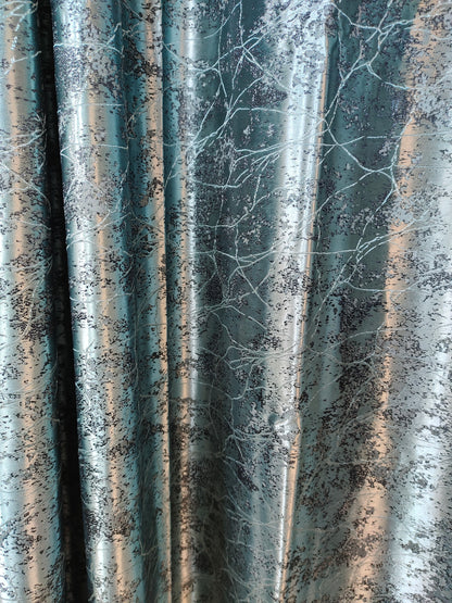 CORTINA MODELO DUNCAN 140 X 240 CM - COLOR VERDE PLATINO