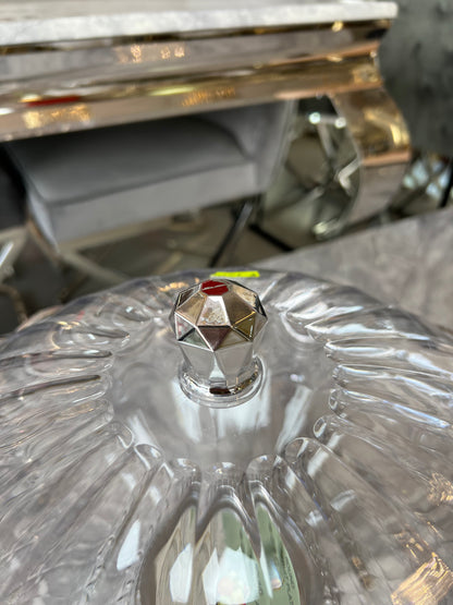 🍰 Expositor Redondo de Plástico con Tapa y Base Dorada o Plata – Elegancia para tus Postres ✨