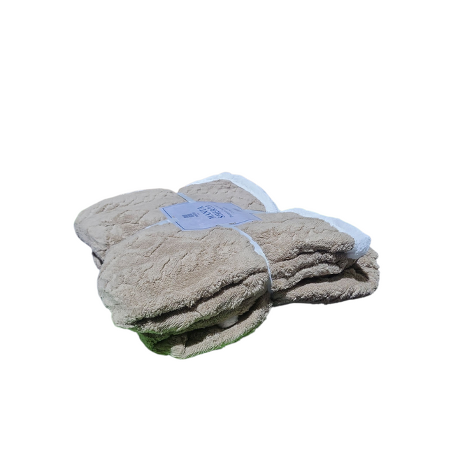 Manta de lã Sherpa 210x230 cm – Manta dupla face em flanela e sherpa, 100% poliéster, super macia e muito quente para o inverno.