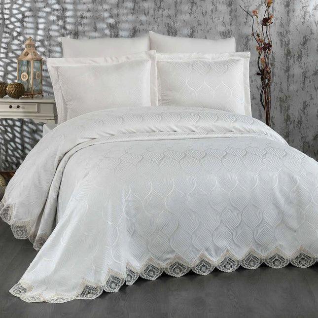 Loren Luxury Bedding Set – Modern and Elegant Design for Your Bedroom