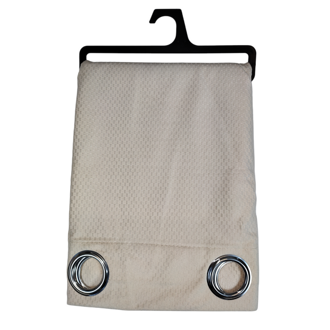 Cortinas de Terciopelo de Alta Calidad  MODELO CUADRITOS – COLOR BEIGE
