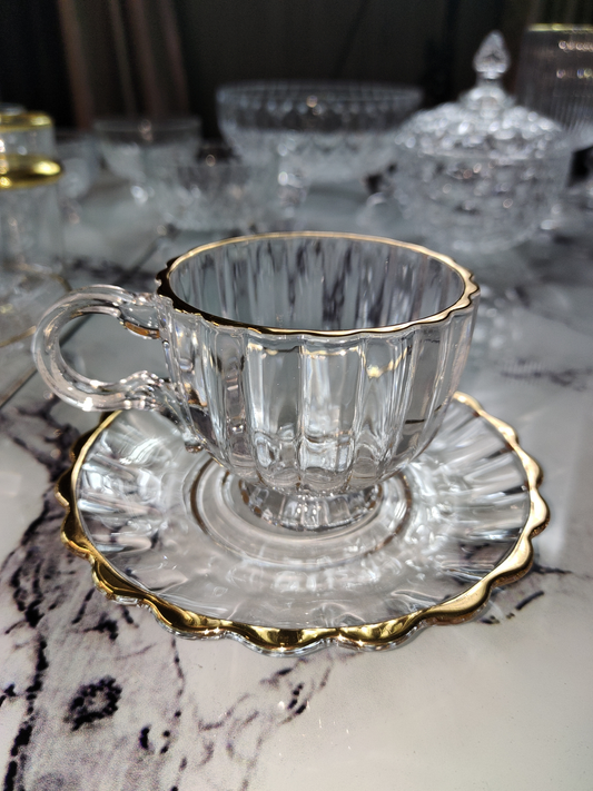 Set de 6 Tazas de Cristal con Platillos – Diseño Clásico y Elegante