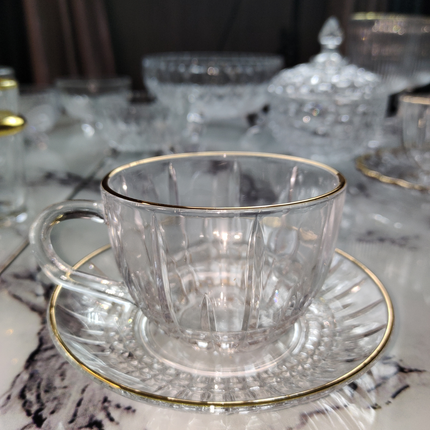 Conjunto de 6 xícaras de vidro com pires – Design clássico e elegante