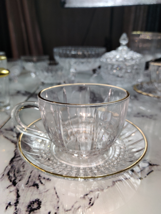 Set de 6 Tazas de Cristal con Platillos – Diseño Clásico y Elegante