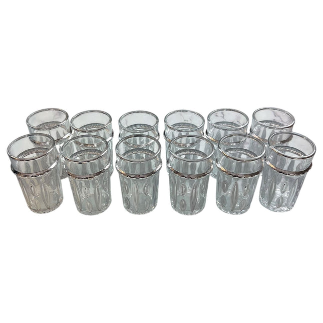 Conjunto de 12 Copos de Chá – Modelo "Relevo de Amêndoa Prateada"