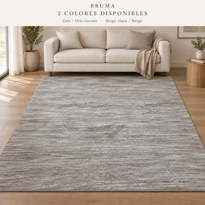 Alfombra Bruma en salón — Gris / Gris oscuro y Beige claro / Beige — ambientación digital basada en fotografías reales