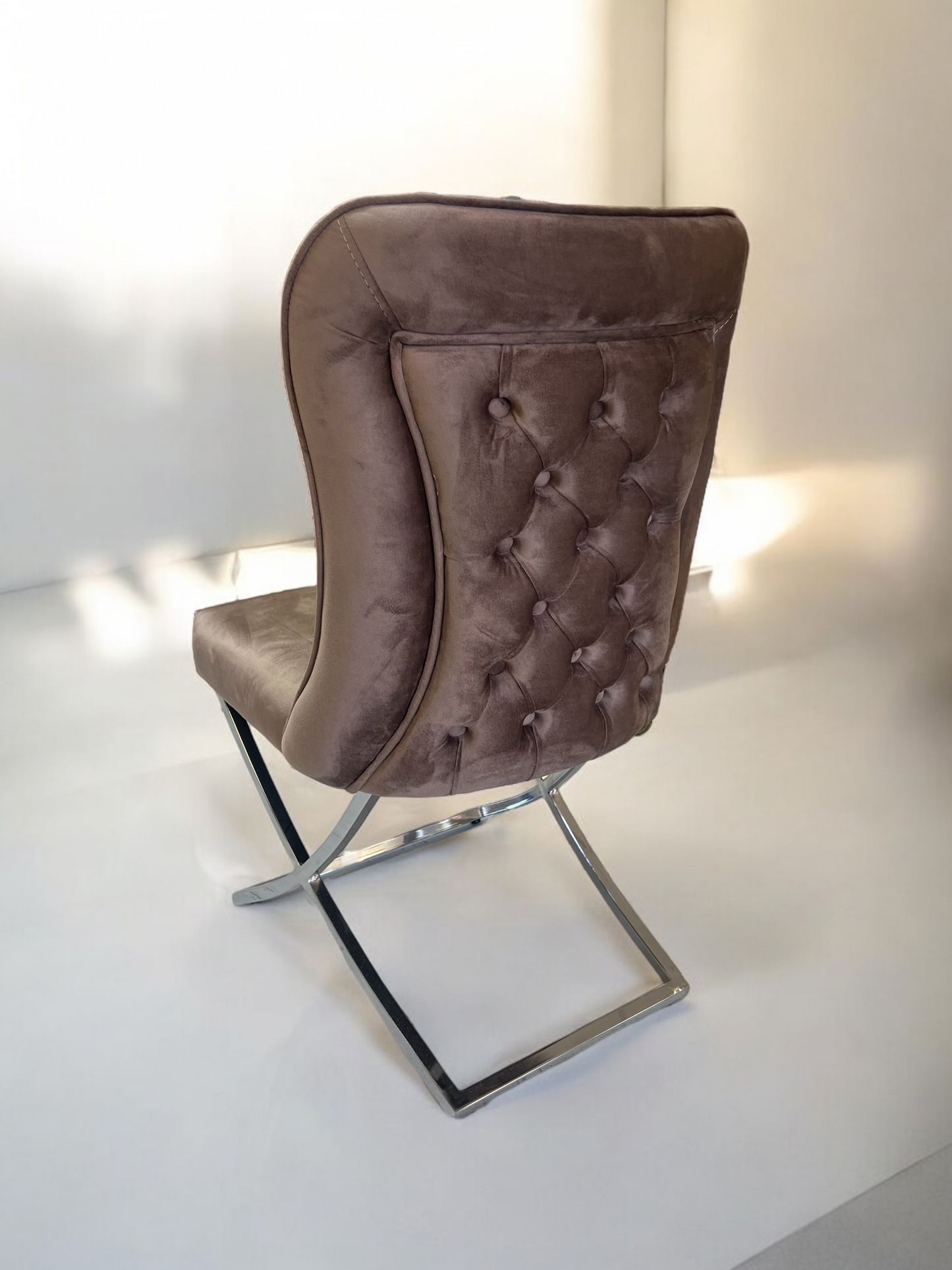 Silla terciopelo para comedor BONGOV08 PA marrón , patas metal plateado