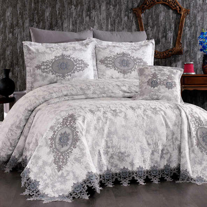 Juego de Cama de Lujo "Bologna" – Elegancia Clásica con Bordados en Relieve