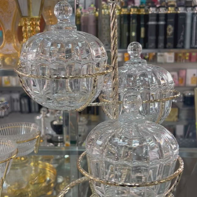 Conjunto decorativo de 3 esferas de vidro com suporte dourado