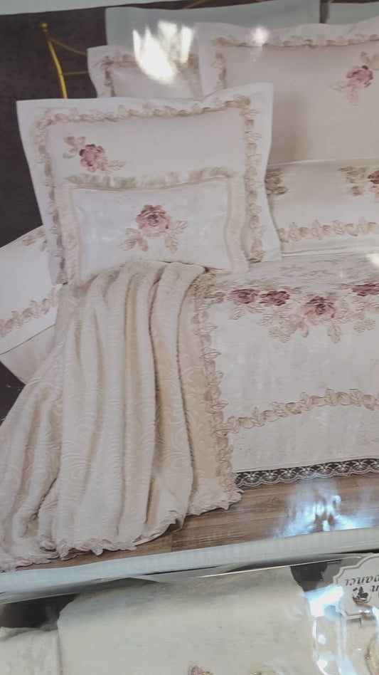 Conjunto de colcha Alice Cream Piquet 11 peças