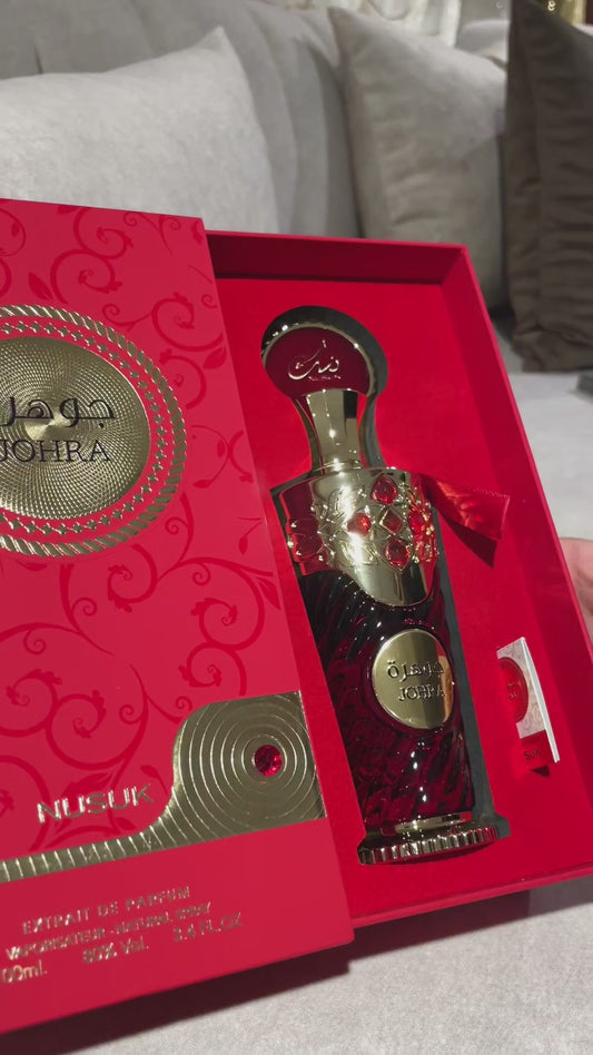 Johra by Nusuk – Extrait de Parfum 100 ml | Perfume árabe intenso e luxuoso em tom vermelho