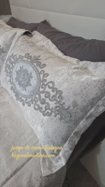 Juego de Cama de Lujo "Bologna" – Elegancia Clásica con Bordados en Relieve