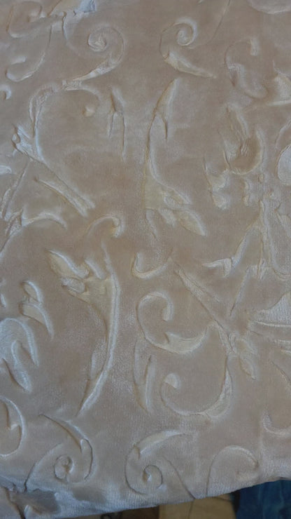 🛏️✨ Manta Súper Suave de Lujo HOME Deluxe 220x240 cm – 5,65 kg – 100% Poliéster – Gramaje 1.070 g/m² - COLOR CREMA