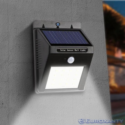 PACOTE COM 3 PROJETORES SOLARES LED-30 SENSORES