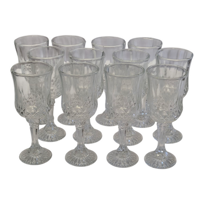 Juego de 12 Copas Altas de Vidrio Tallado – Estilo Vintage