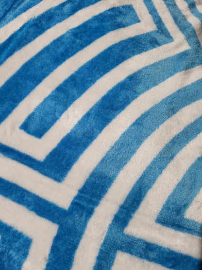 Manta Raschel 220 x 240 cm – 2 kg – 100% Poliéster