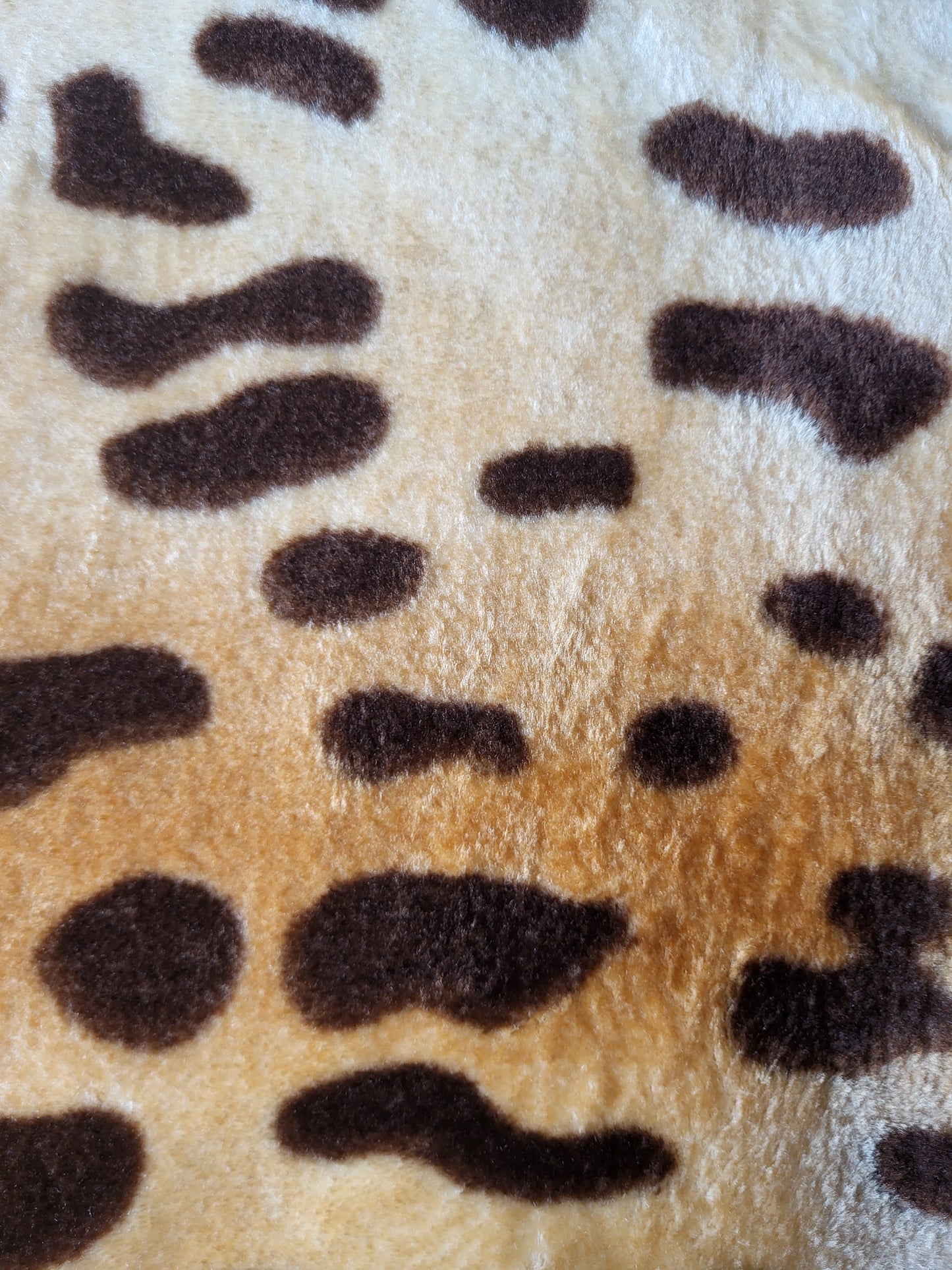 Manta Raschel 220 x 240 cm – 2 kg – 100% Poliéster