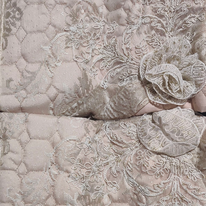 Set de Cama de Lujo "Hayal" – Cubrecama Acolchado con Encaje - COLOR CAPUCHINO