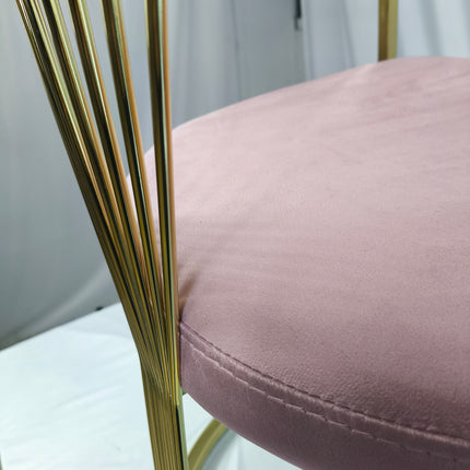 💗✨ Cadeira SERGIO 12 em ROSA CLARO / BLUSH com Base Dourada — Glam Premium ✨💛