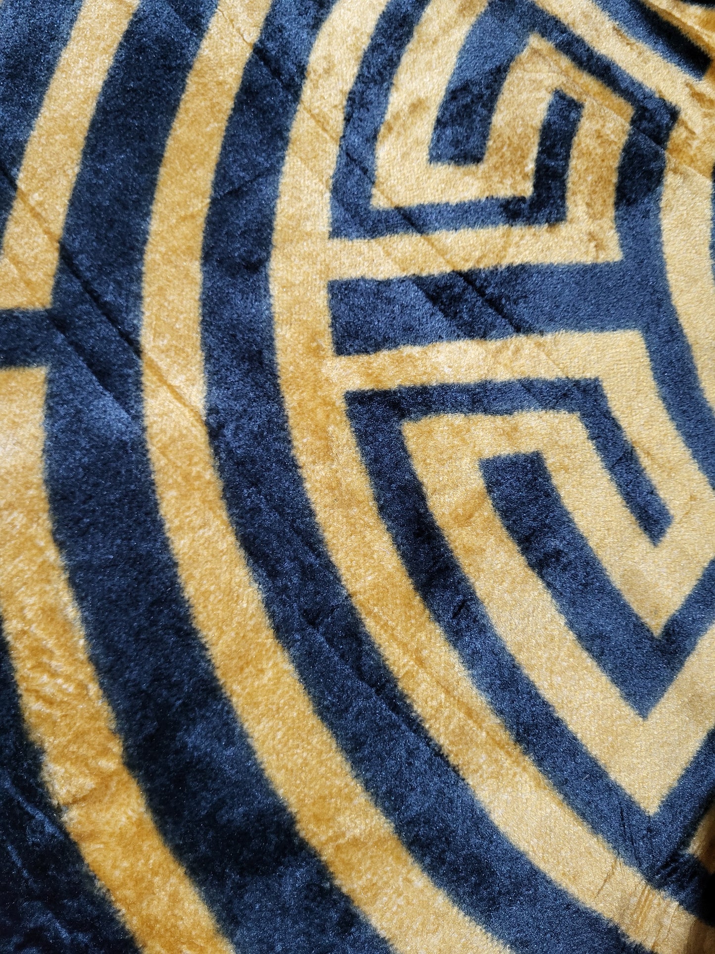 Manta Raschel 220 x 240 cm – 2 kg – 100% Poliéster