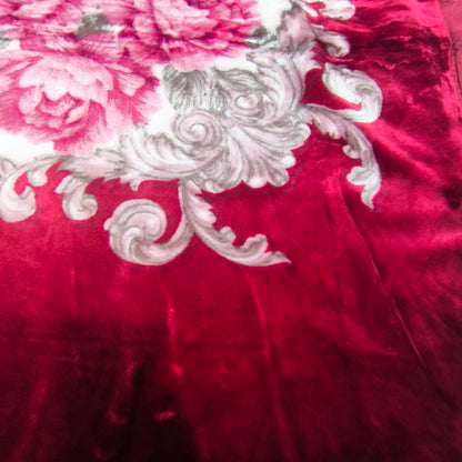 Manta de Felpa Color rojo con flores  - Extra Suave y Cálida para Invierno (200x230 cm, 4,5 kg)
