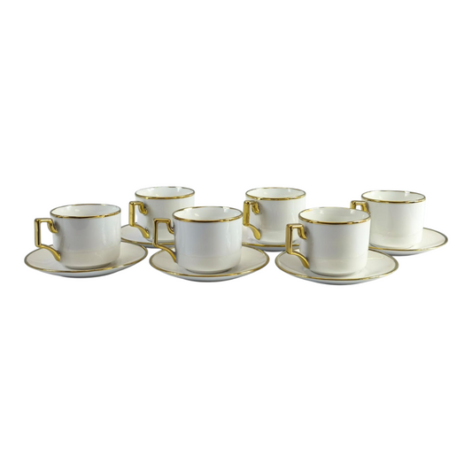 ☕ Set de 6 Tazas con Platillos Blancos y Bordes Dorados – Diseño Moderno y Elegante 💛